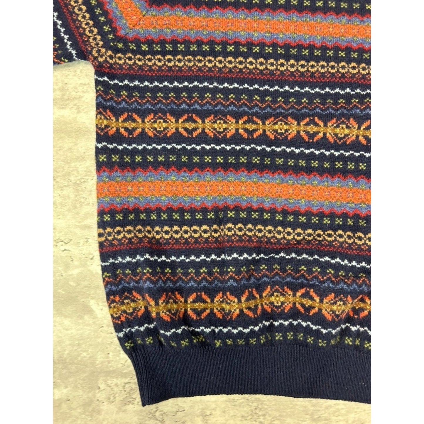 Vintage L.L. Bean Abstract Striped 100% Wool Pullover Knit Sweater Size Medium