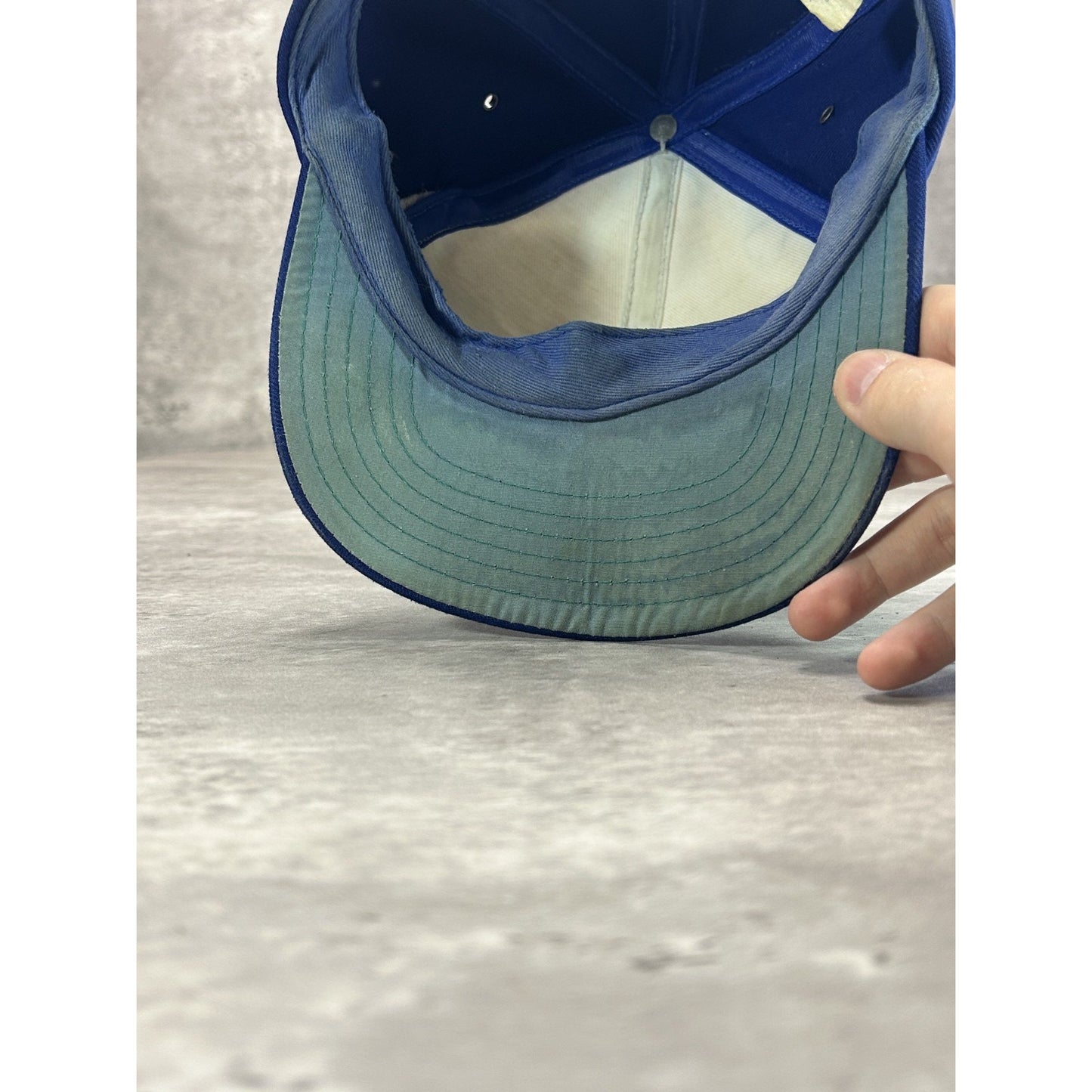 Vintage 90s Toronto Blue Jays MLB Embroidered Logo Baseball Strapback Hat OSFA