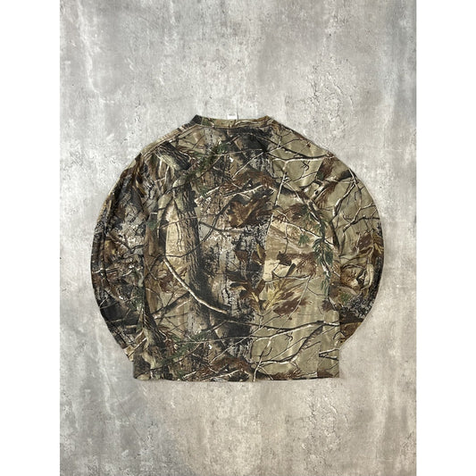Vintage Realtree Camo Hunting Long Sleeve Pocket T-Shirt Size Medium