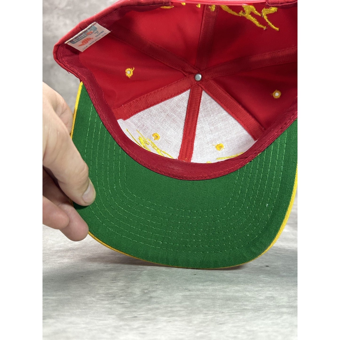 Vintage 90s Kansas City Chiefs NFL Embroidered Spellout Snapback Hat OSFA Red