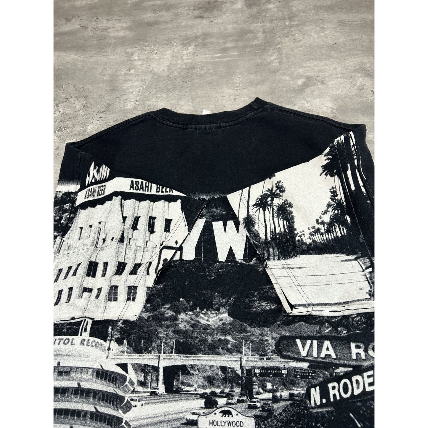 Vintage 1996 Hollywood All Over Print Graphic Destination T-Shirt Size XL