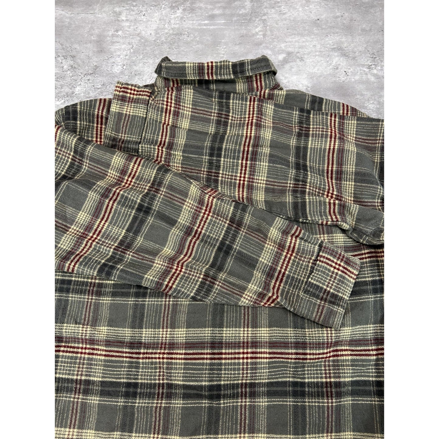 Vintage Woolrich Plaid Print Long Sleeve Button Up Shirt Size Large