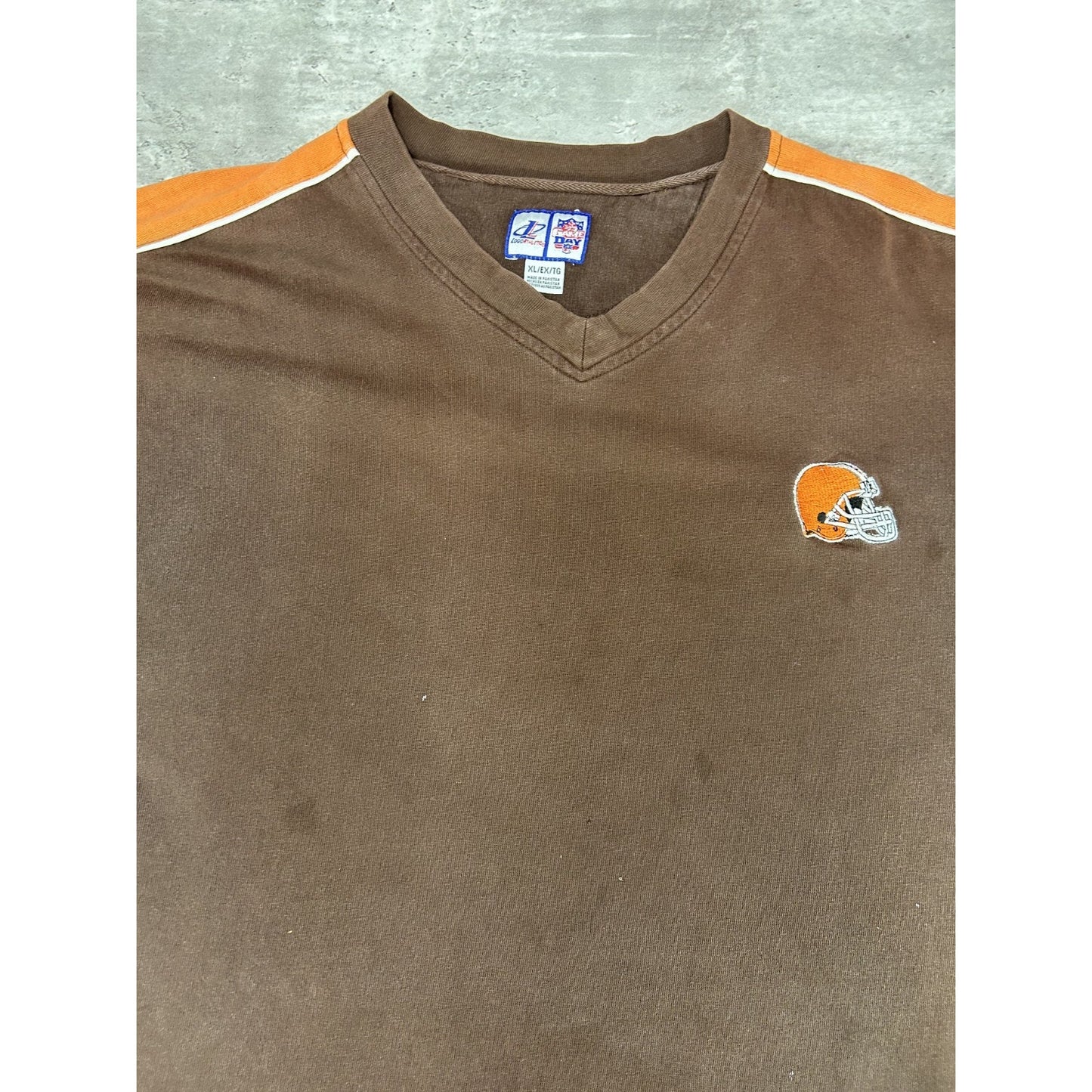 Vintage 90s Cleveland Browns NFL Embroidered Logo Football Sweatshirt Size XL