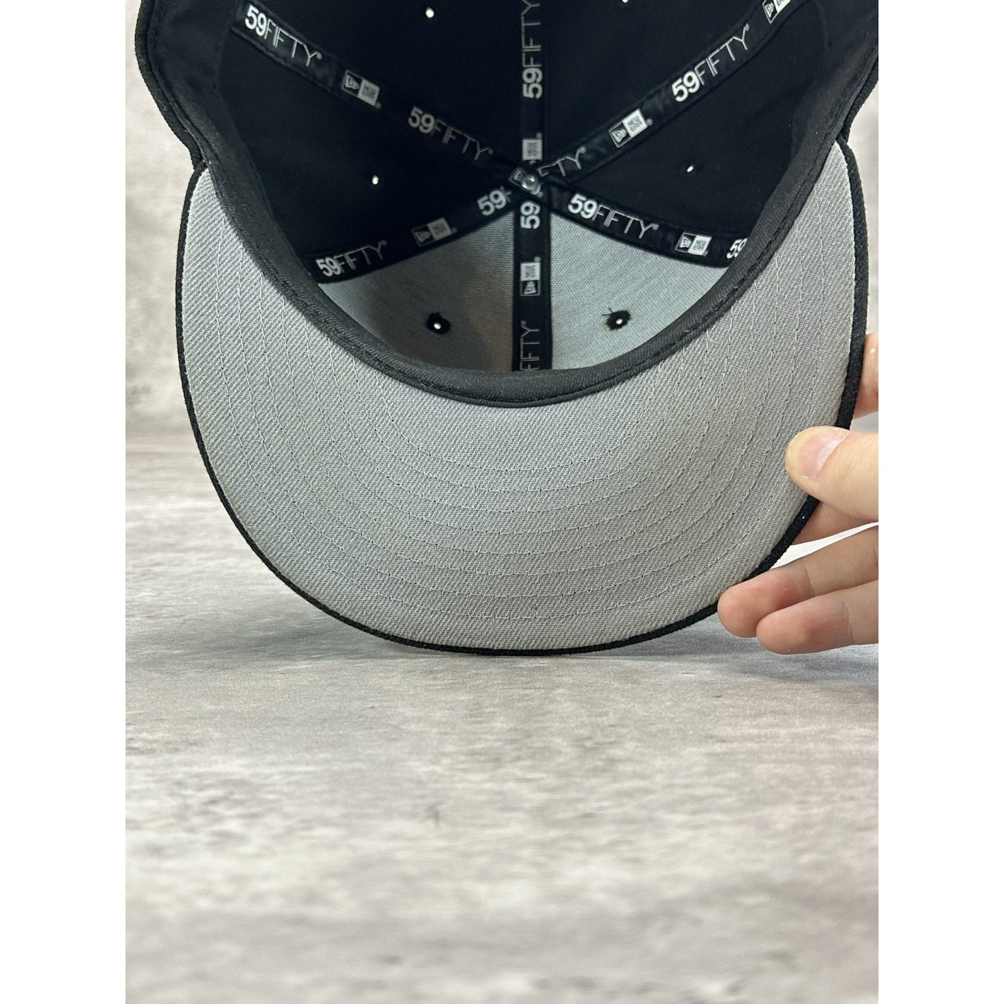 New York Yankees MLB Embroidered Logo Baseball Fitted Hat 7 1/2 Black