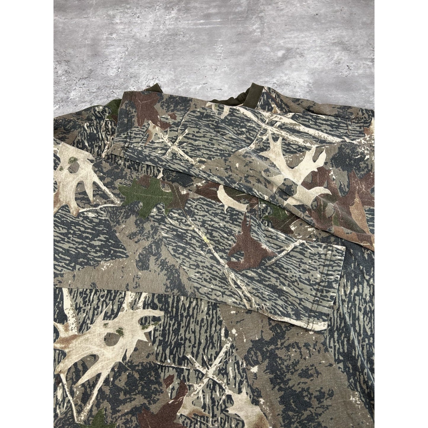 Vintage Old Mill Tree Camo Pocket Long Sleeve Hunting T-Shirt Size XL