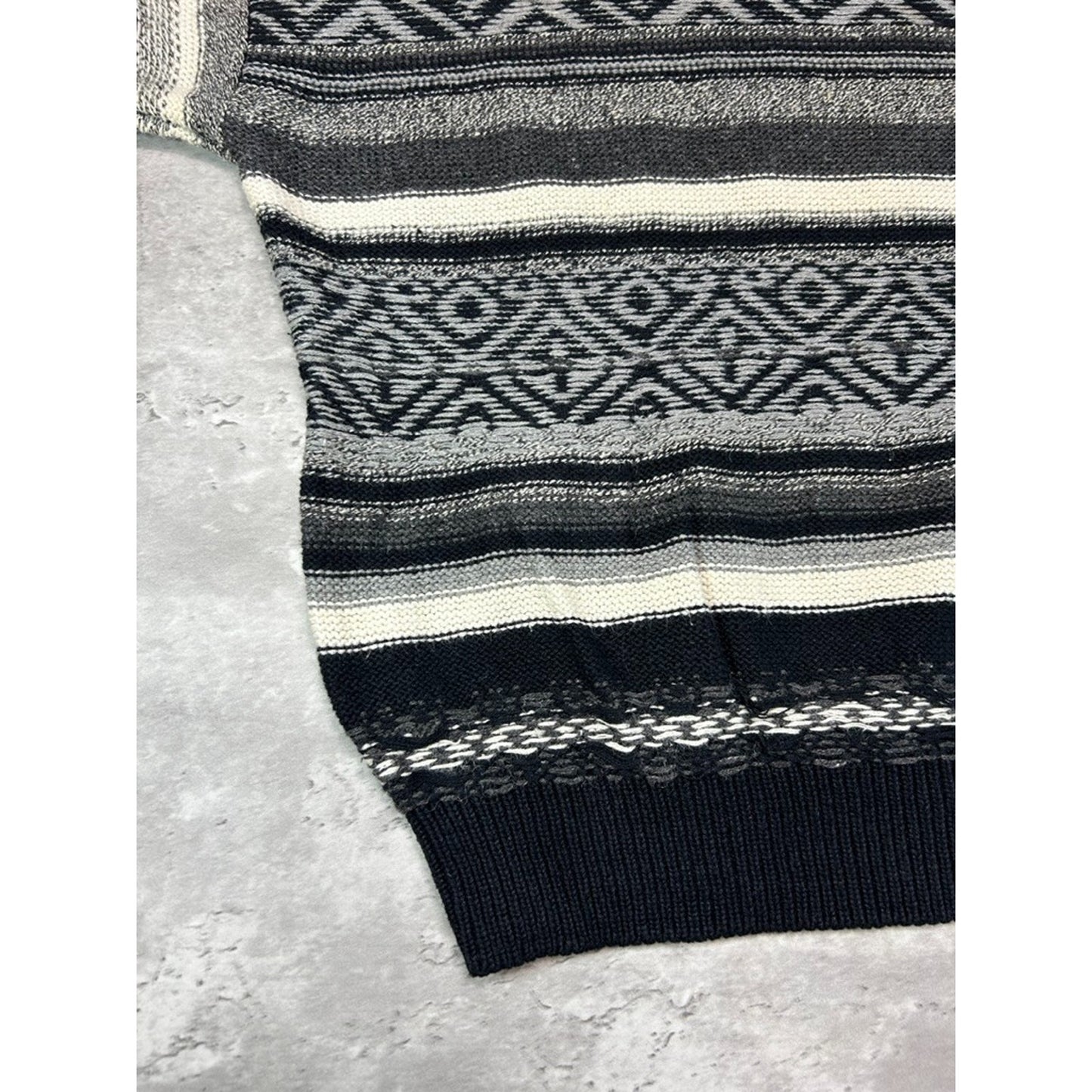 Vintage 90s Studio Abstract Striped Pullover Ribbed Knit Sweater Size XL Black