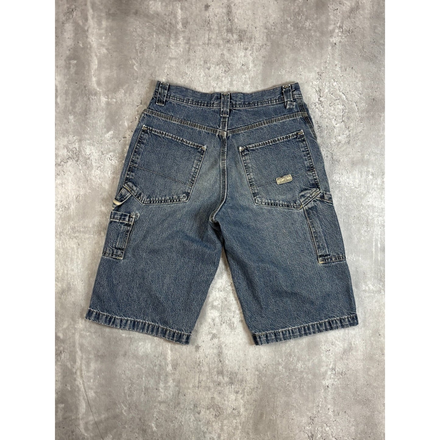 Vintage Levis Strauss Medium Wash Denim Workwear Carpenter Shorts Size 30 Blue