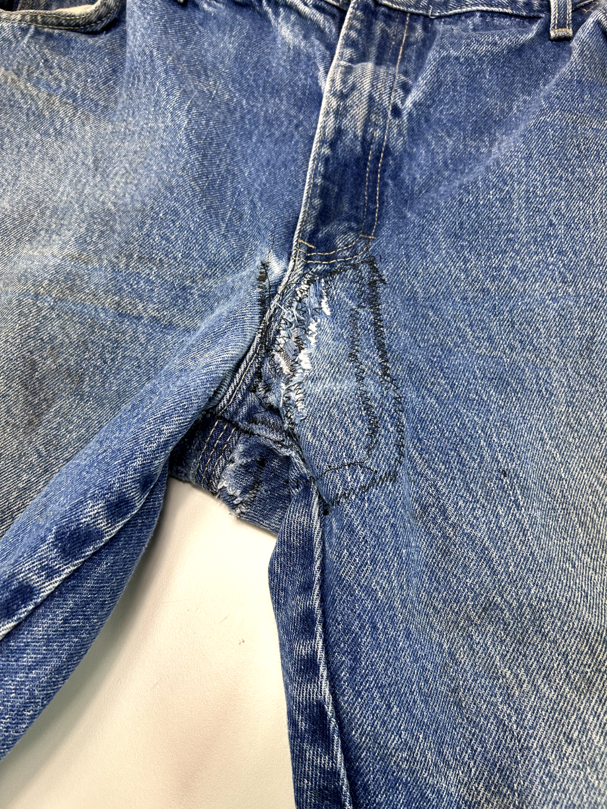 Vintage Dickies Medium Wash Denim Work Wear Carpenter Pants Size 38W Blue