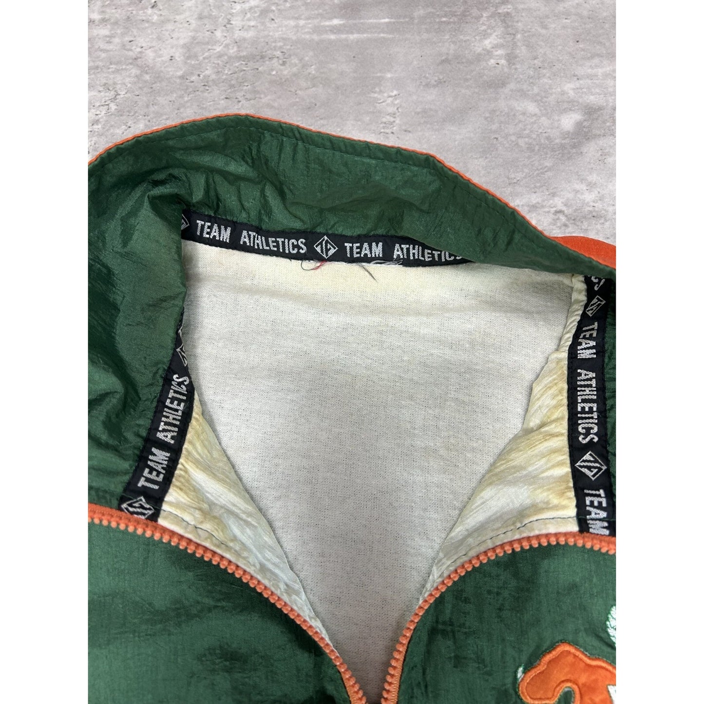Vintage 90s Miami Hurricanes NCAA Embroidered Windbreaker Jacket Size 2XL