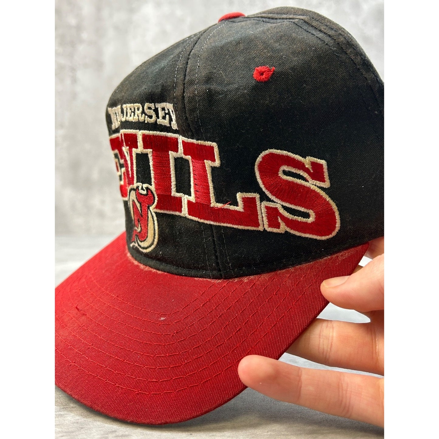 Vintage 90s New Jersey Devils NHL Starter Embroidered Spellout Snapback Hat OSFA