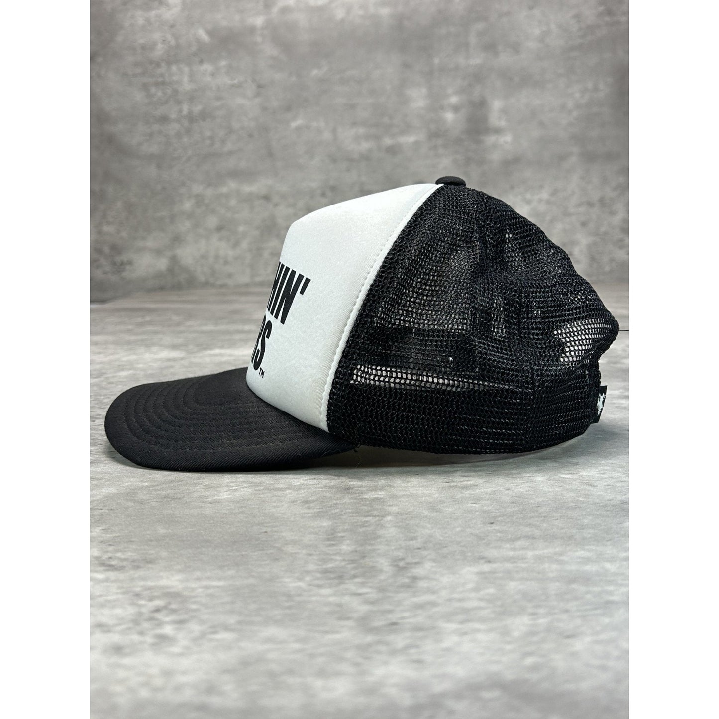 Vintage 90s Catchin Deers Graphic Spellout Trucker Snapback Hat OSFA Black