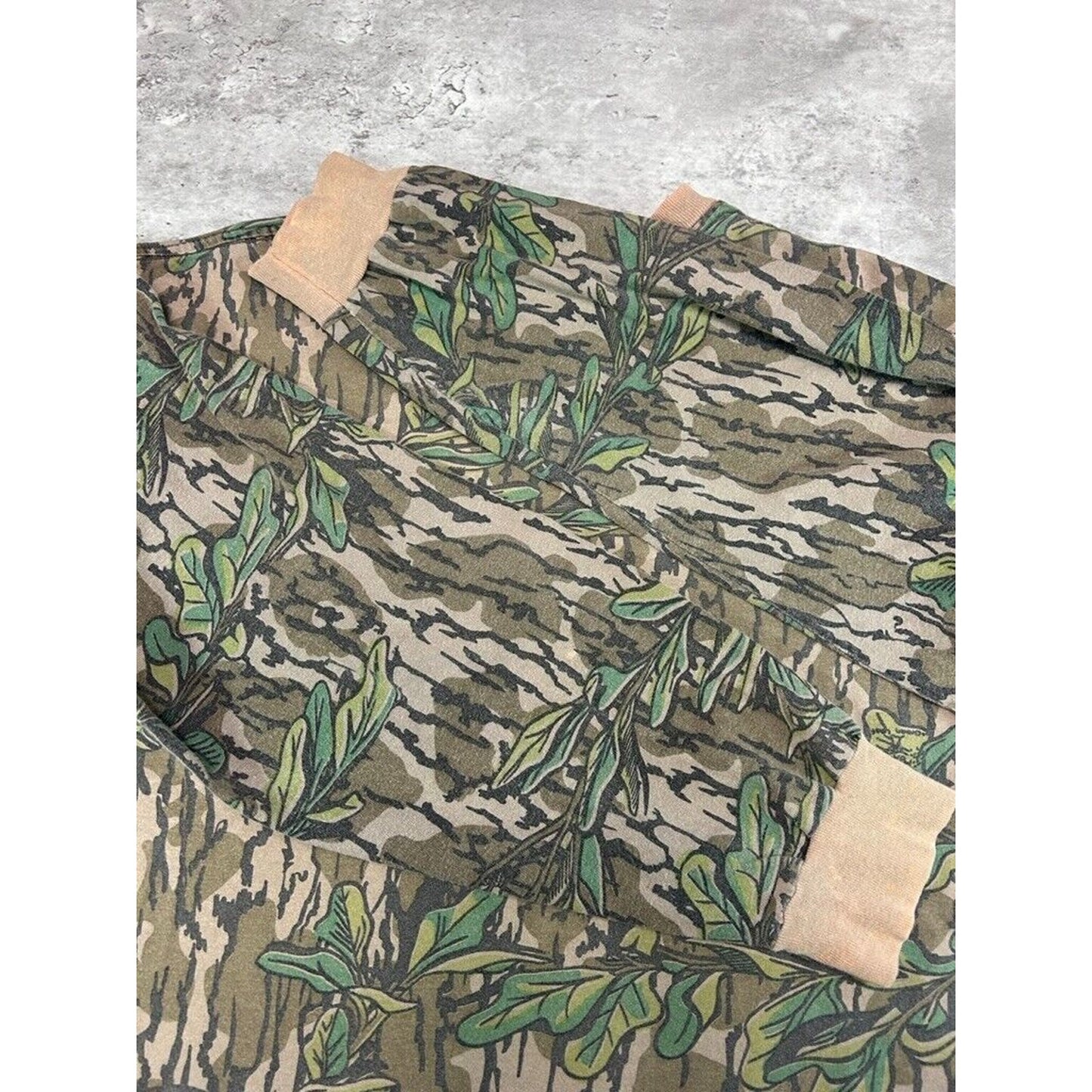 Vintage 80s/90s Tree Camo Pocket Long Sleeve Hunting T-Shirt Size XL