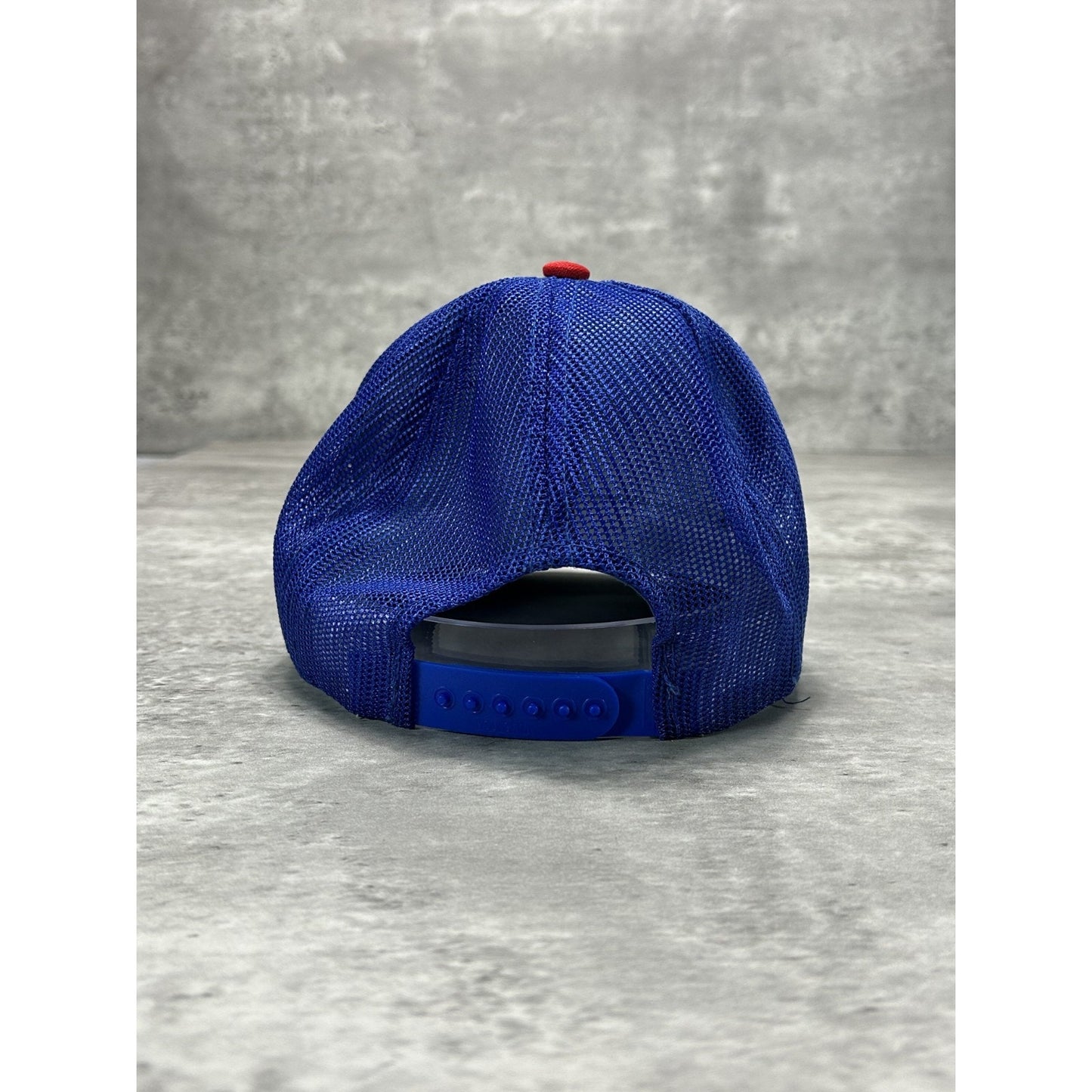 Vintage 90s Chicago Cubs MLB Embroidered Logo Trucker Snapback Trucker Hat OSFA