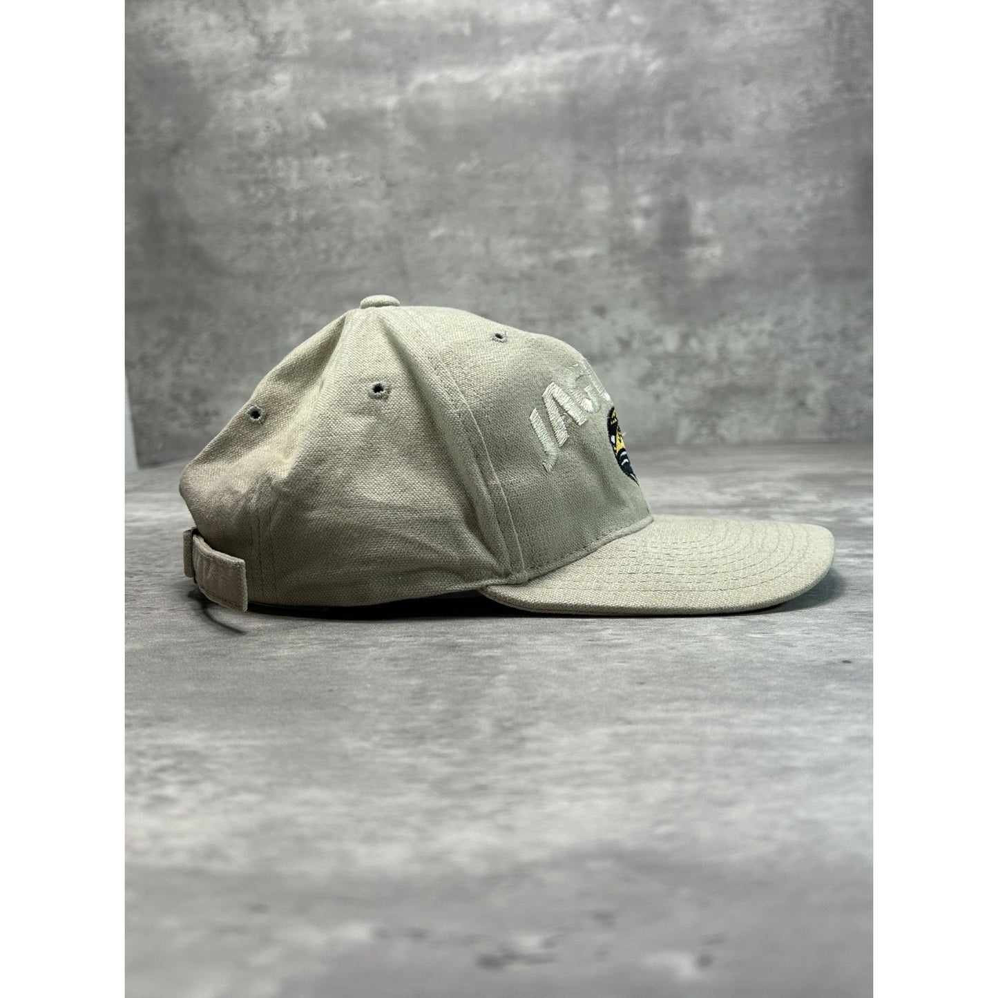 Vintage Jacksonville Jaguars NFL Embroidered Logo Football Strapback Hat OSFA