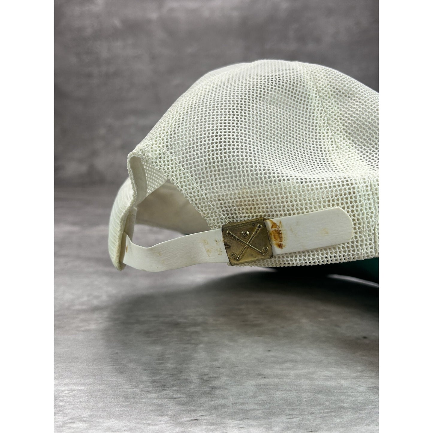 Vintage 1980s Oakland Hills Country Club PGA Mesh Snapback Hat OSFA White