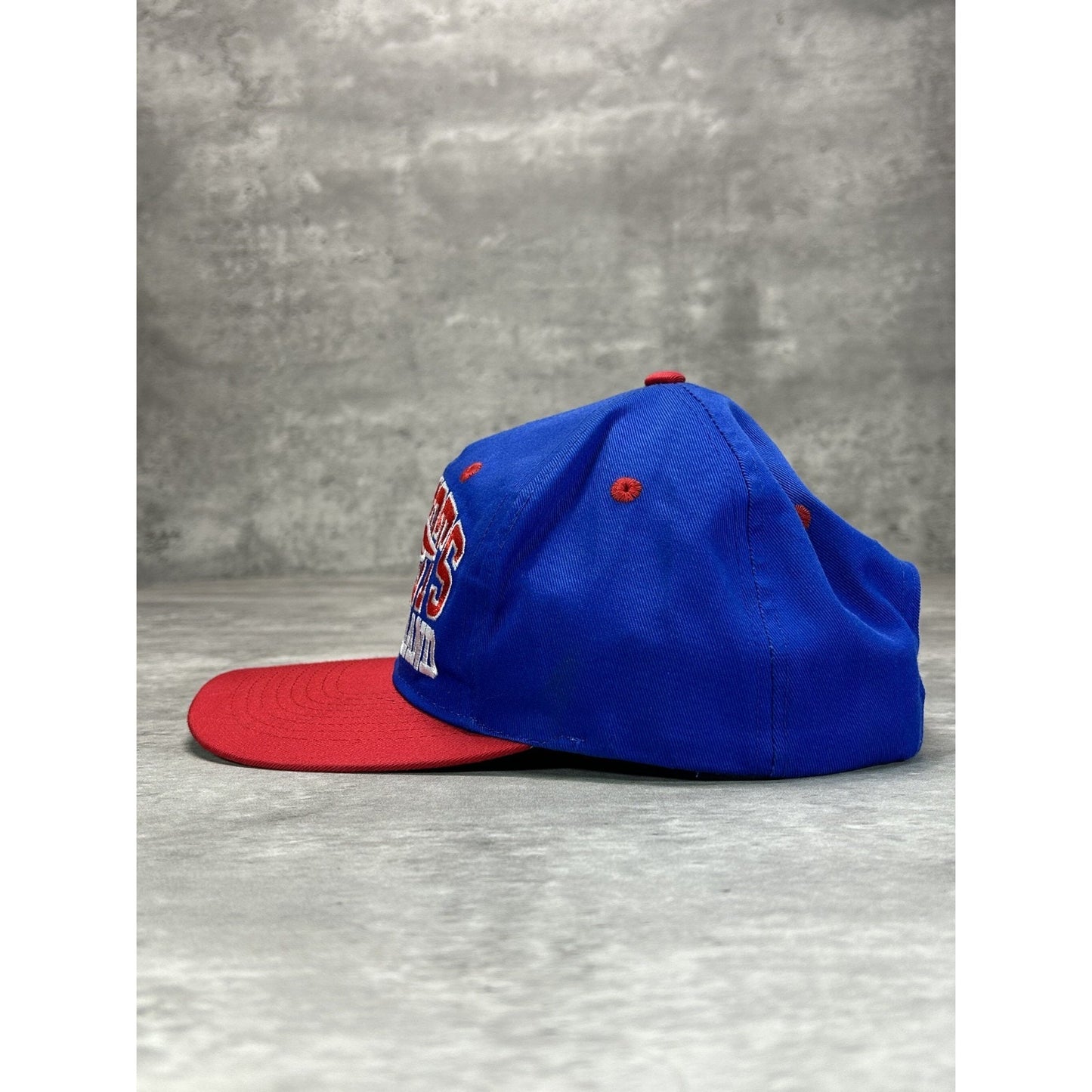 Vintage 90s New England Patriots NFL Embroidered Football Snapback Hat OSFA