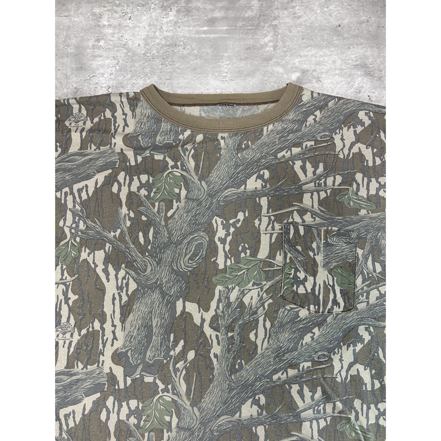 Vintage 80s/90s Tree Camo Hunting Long Sleeve Pocket T-Shirt Size 2XL