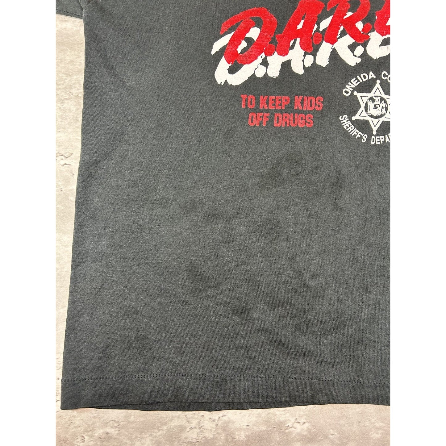 Vintage 80s/90s D.A.R.E Holland Patent Spellout Graphic T-Shirt Size Large