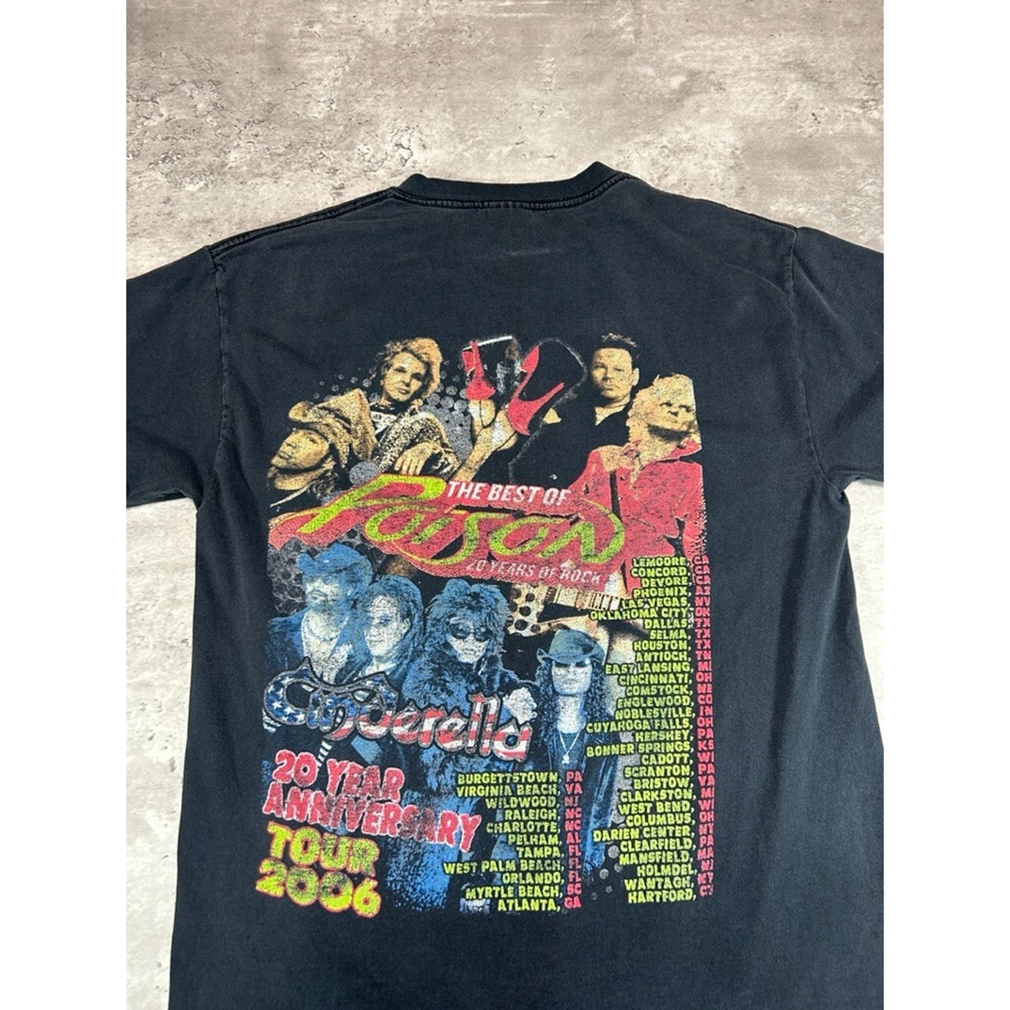 Vintage 2006 Poison 20th Anniversary Tour Rock Music Tour Graphic T-Shirt Size Medium