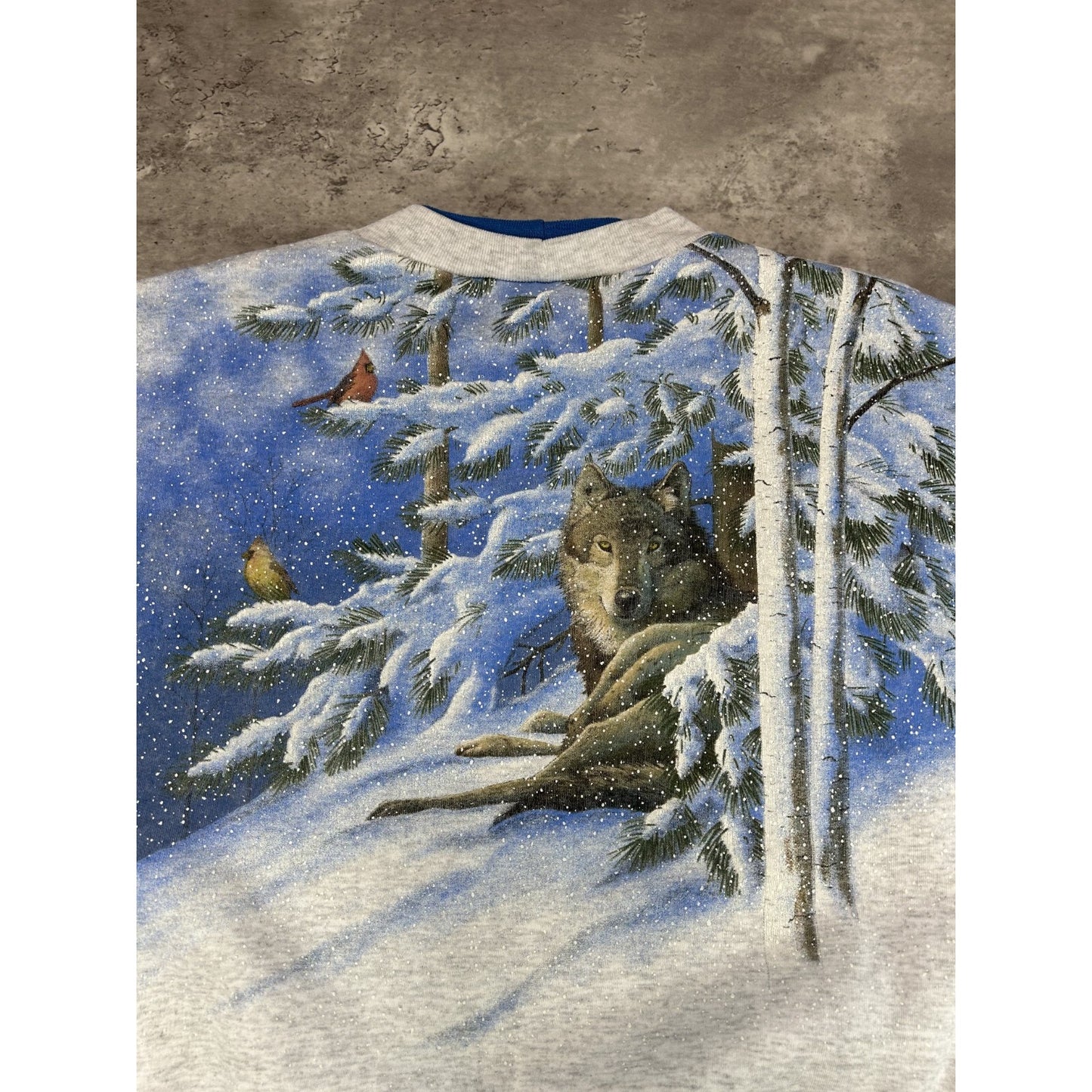 Vintage 90s Wolf Winter Landscape All Over Print Graphic Sweatshirt Size Large