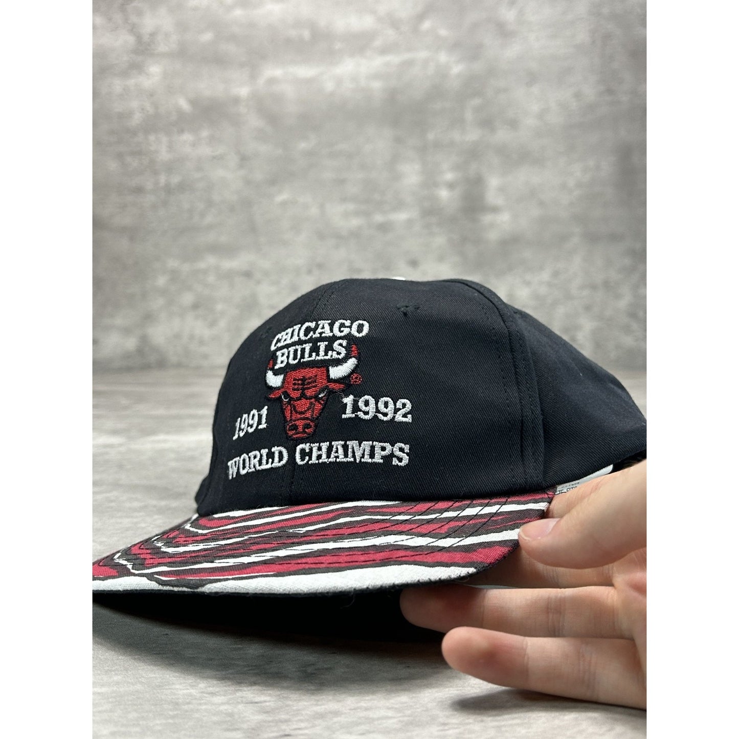 Vintage 1992 Chicago Bulls NBA World Champs Embroidered Snapback Hat OSFA