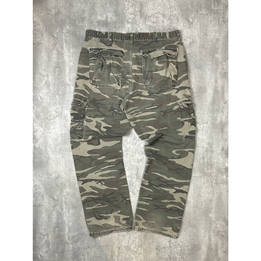 Vintage Wrangler Jeans Woodland Camo Hunting Cargo Pants Size 39W