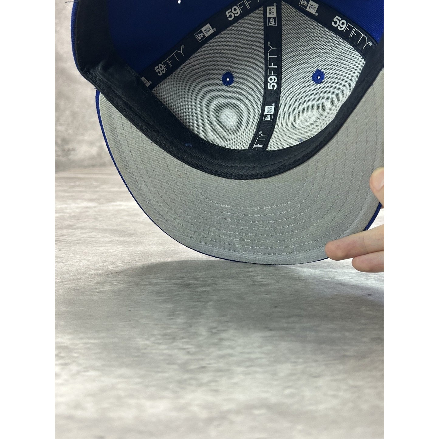 Toronto Blue Jays MLB Embroidered Melting Logo Baseball Fitted Hat 7 3/8 Blue