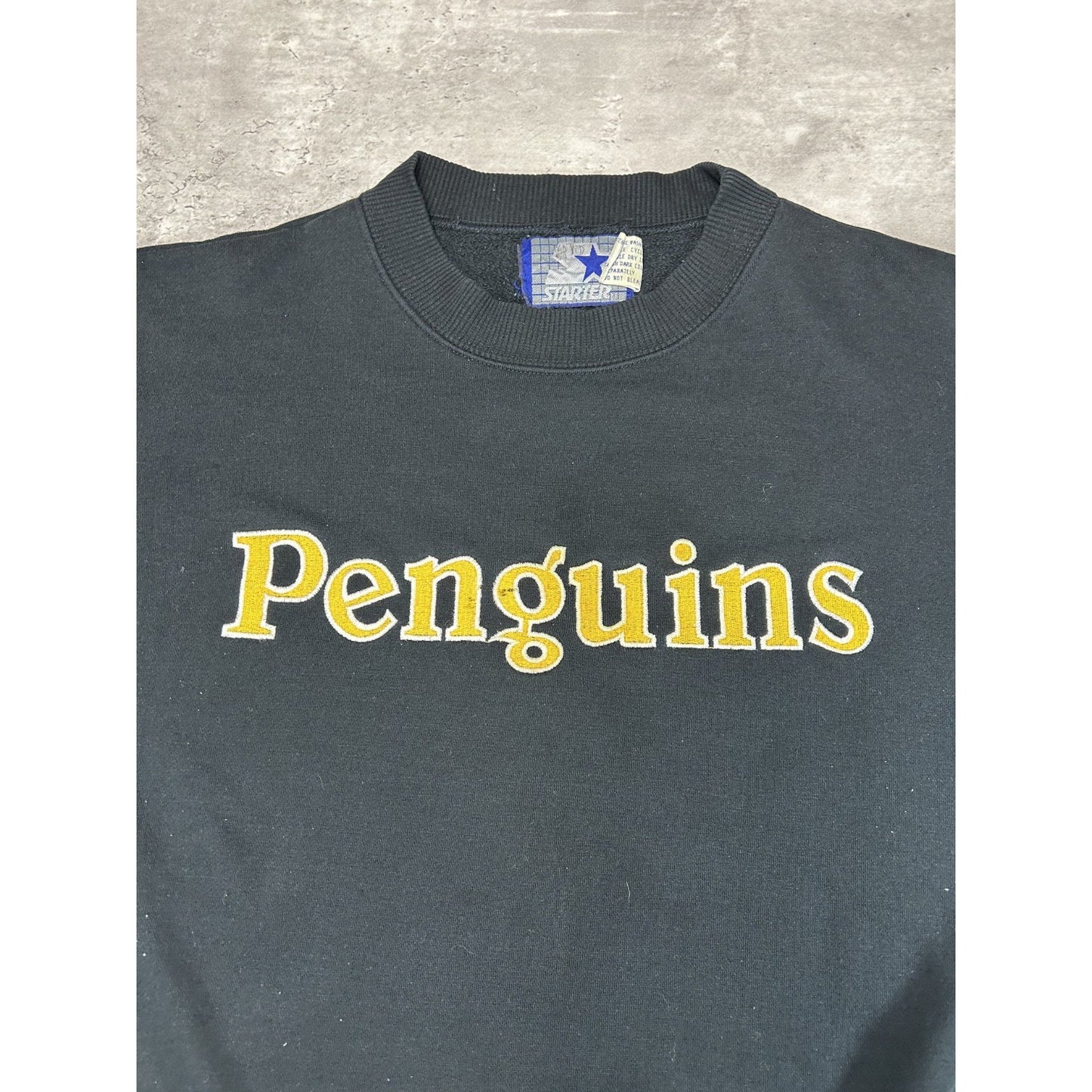 Vintage 80s Pittsburgh Penguins NHL Starter Embroidered Spellout Sweatshirt XL