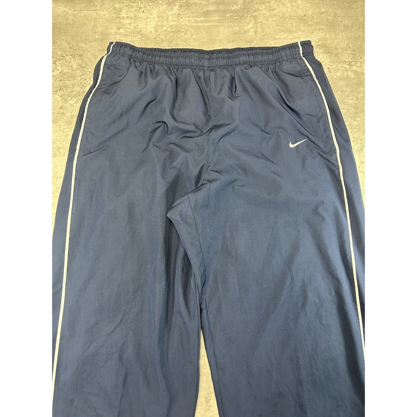 Vintage 2000s Nike Embroidered Swoosh Nylon Track Pants Size Large
