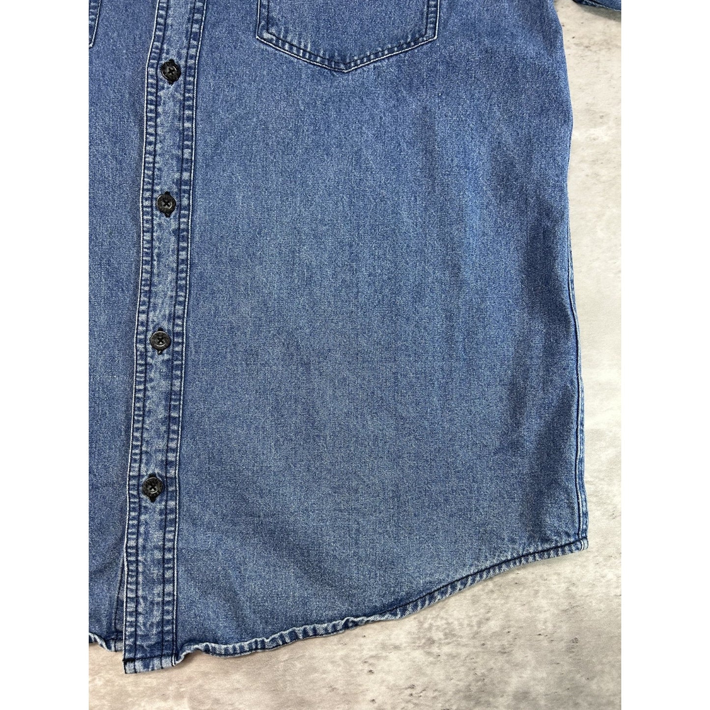 Vintage Y2K Harley Davidson Graphic Logo Denim Button Up Shirt Size Large Blue