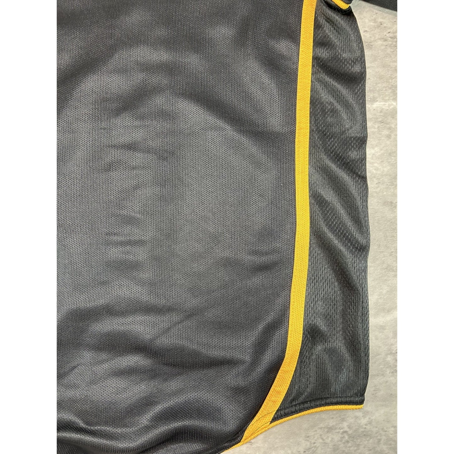 Vintage Pittsburgh Pirates MLB Stitched Tailsweep Spellout Jersey Size Medium