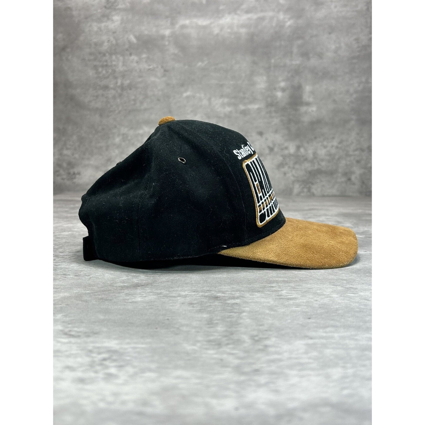 Vintage 1997 Detroit Red Wings NHL Stanley Cup Champs Starter Strapback Hat OSFA