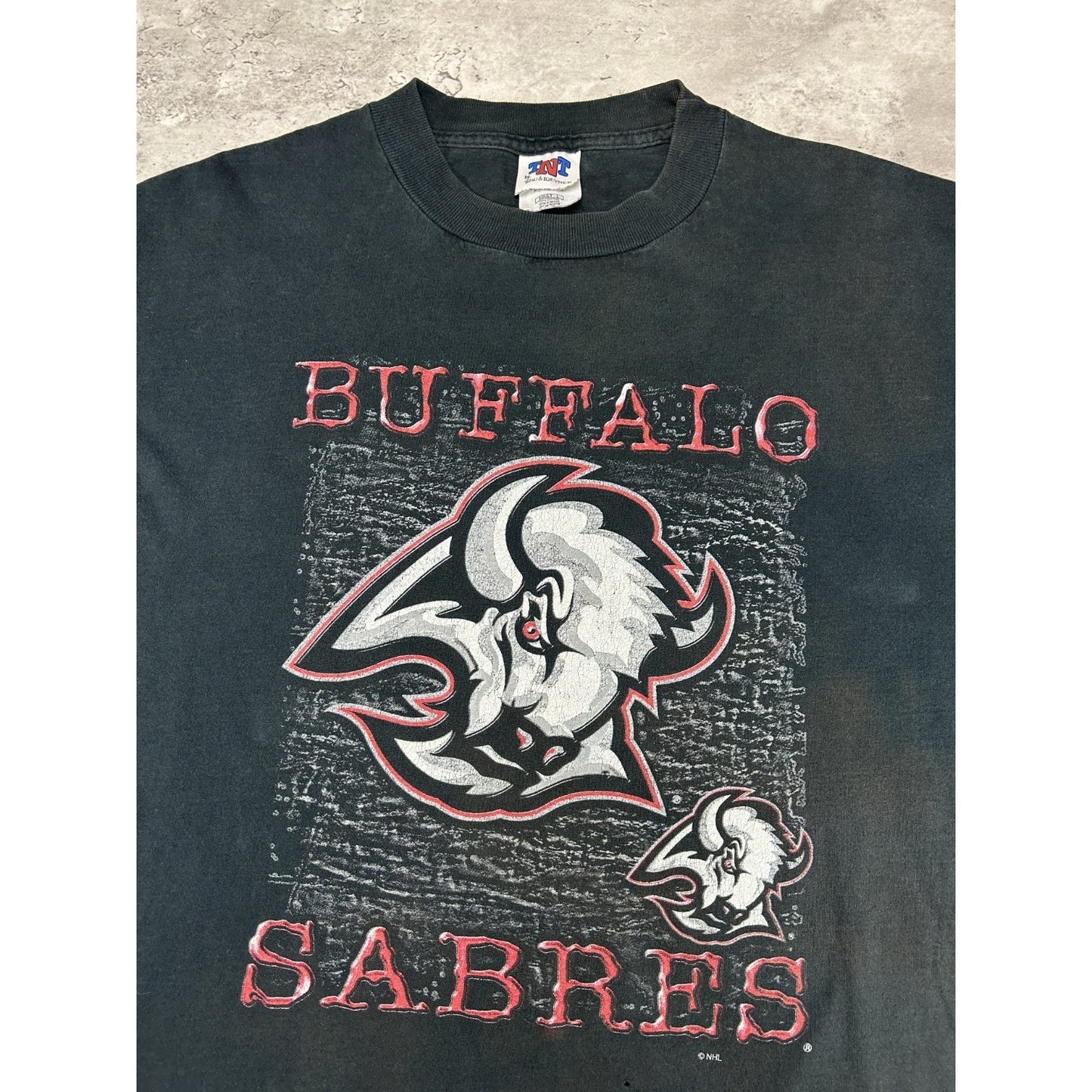 Vintage 90s Buffalo Sabres NHL Goat Head Graphic Hockey T-Shirt Size Large