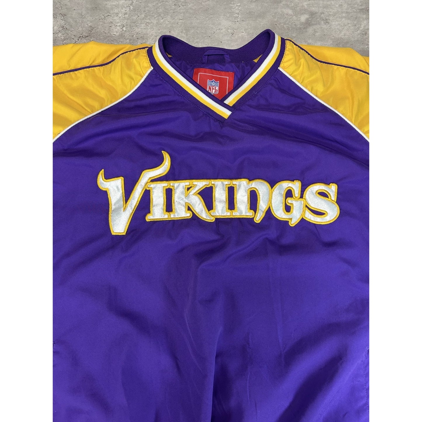 Minnesota Vikings NFL Embroidered Spellout Pullover Nylon Football Jacket Sz XL