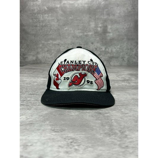 Vintage 1995 New Jersey Devils NHL Stanley Cup Champs Starter Snapback Hat OSFA
