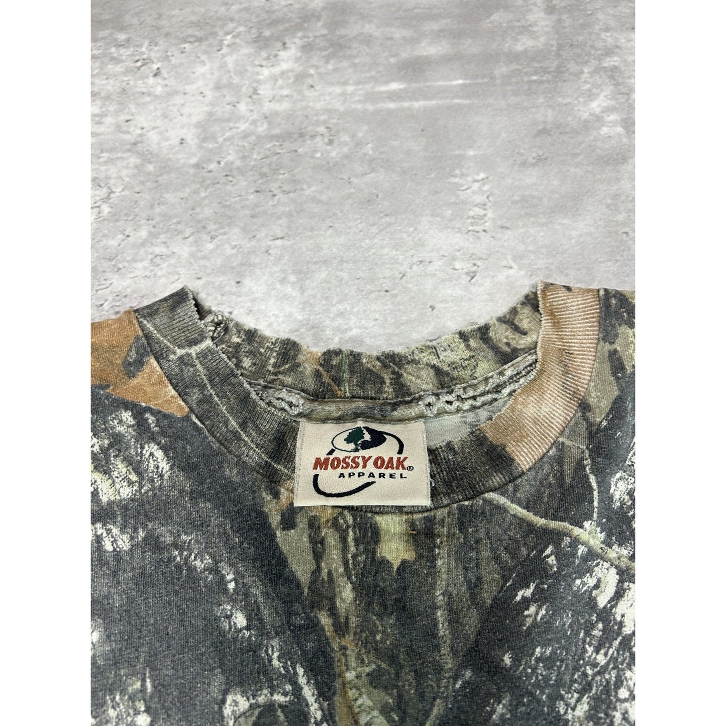 Vintage Mossy Oak Break Up Tree Camo Hunting Pocket T-Shirt Size XL