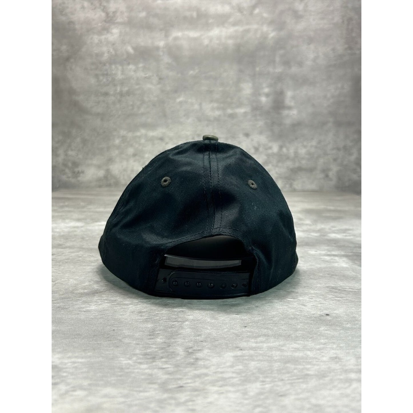 Vintage Bissen Tavern Bald Eagle Embroidered Trucker Snapback Hat OSFA Black
