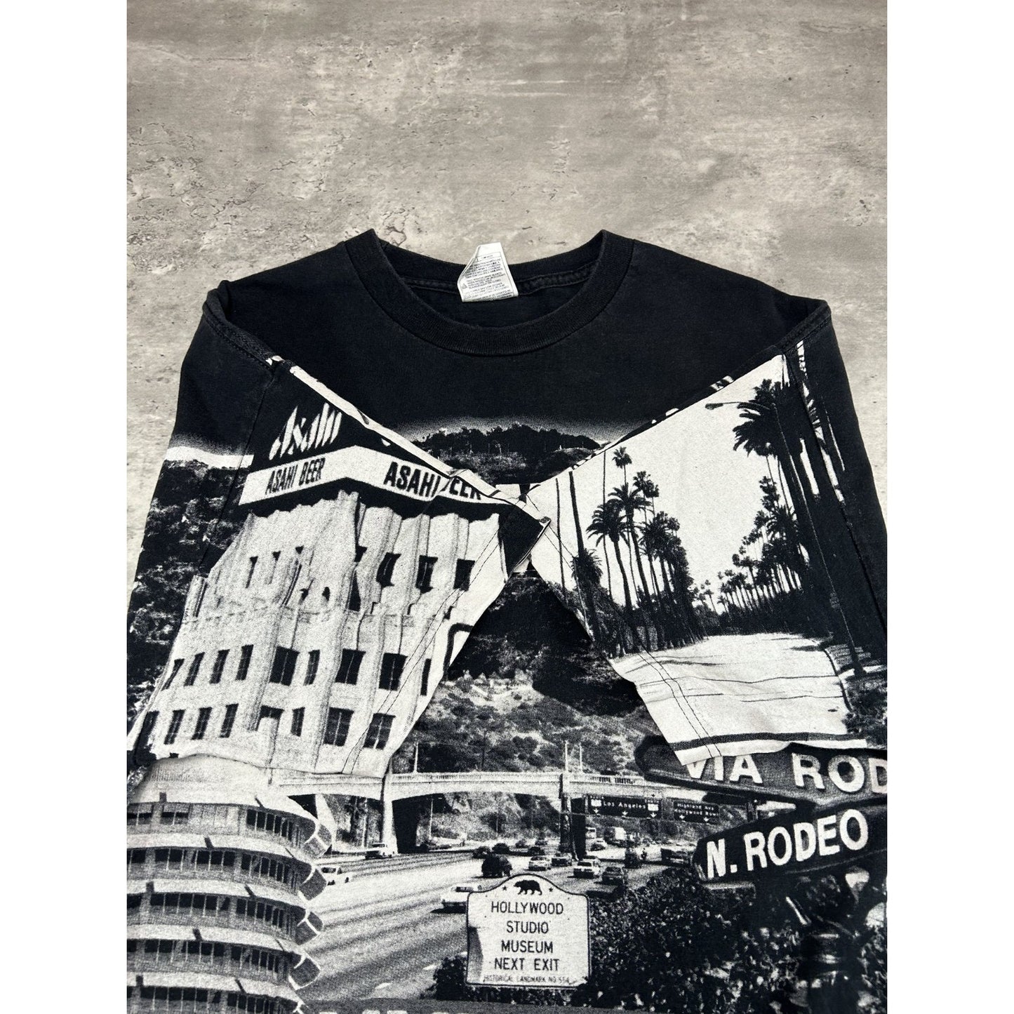 Vintage 1996 Hollywood All Over Print Graphic Destination T-Shirt Size XL
