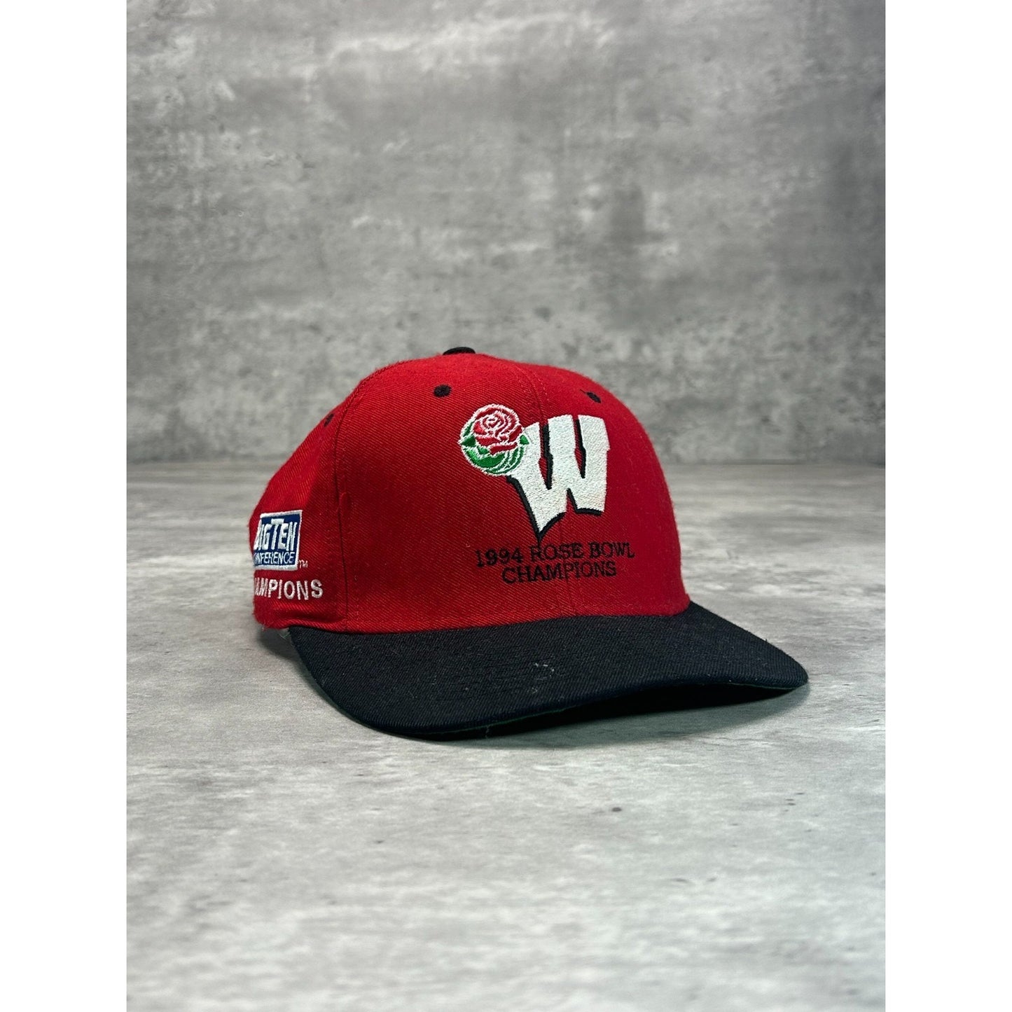Vintage 1994 Wisconsin Badgers NCAA Rose Bowl Champs Snapback Hat OSFA