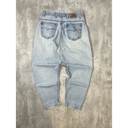 Vintage Y2K Levis Silvertab Baggy Fit Light Wash Distressed Denim Pants Size 35