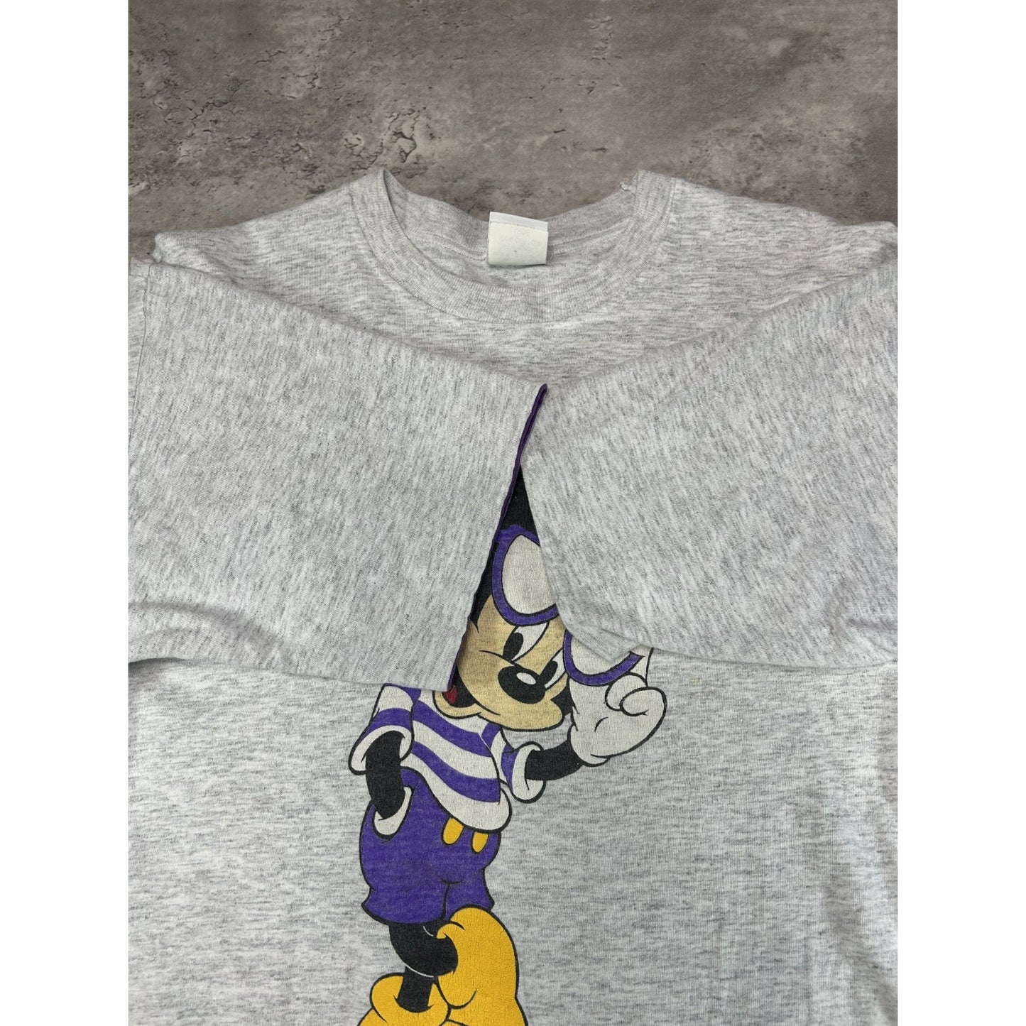 Vintage 90s Disney Mickey Mouse Cartoon Character Graphic T-Shirt Size Large