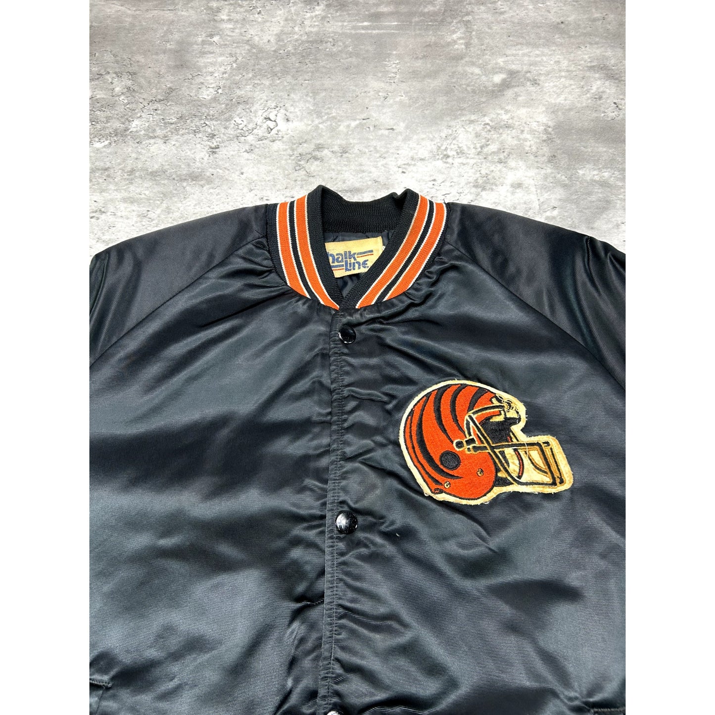 Vintage 80s Cincinnati Bengals NFL Chalk Line Satin Varsity Jacket Size Large