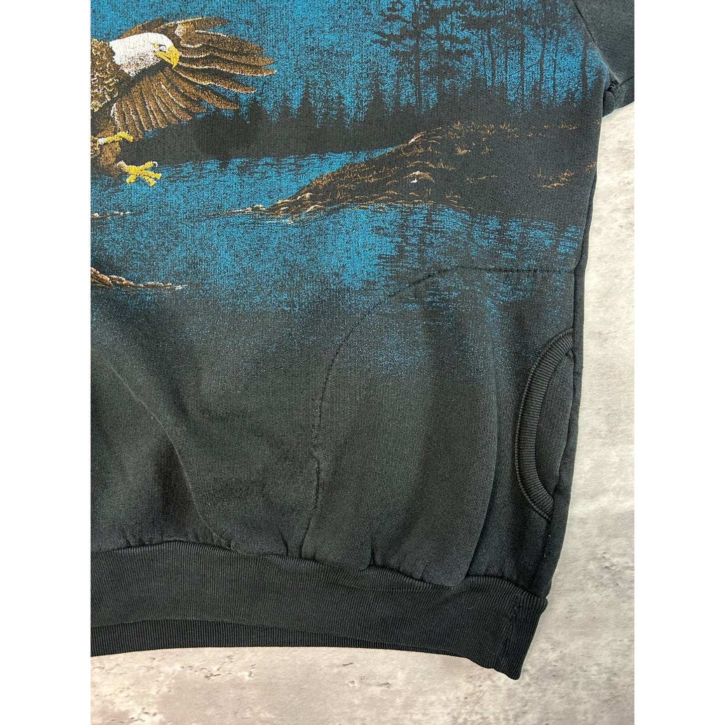 Vintage 90s Bald Eagle Nature Graphic All Over Print 1/4 Button Sweatshirt Sz L