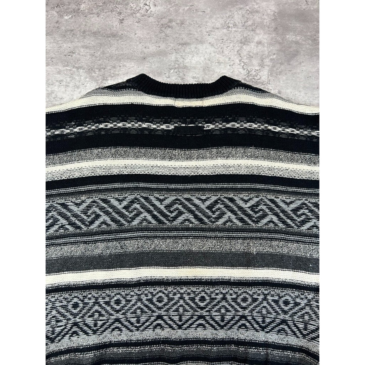 Vintage 90s Studio Abstract Striped Pullover Ribbed Knit Sweater Size XL Black
