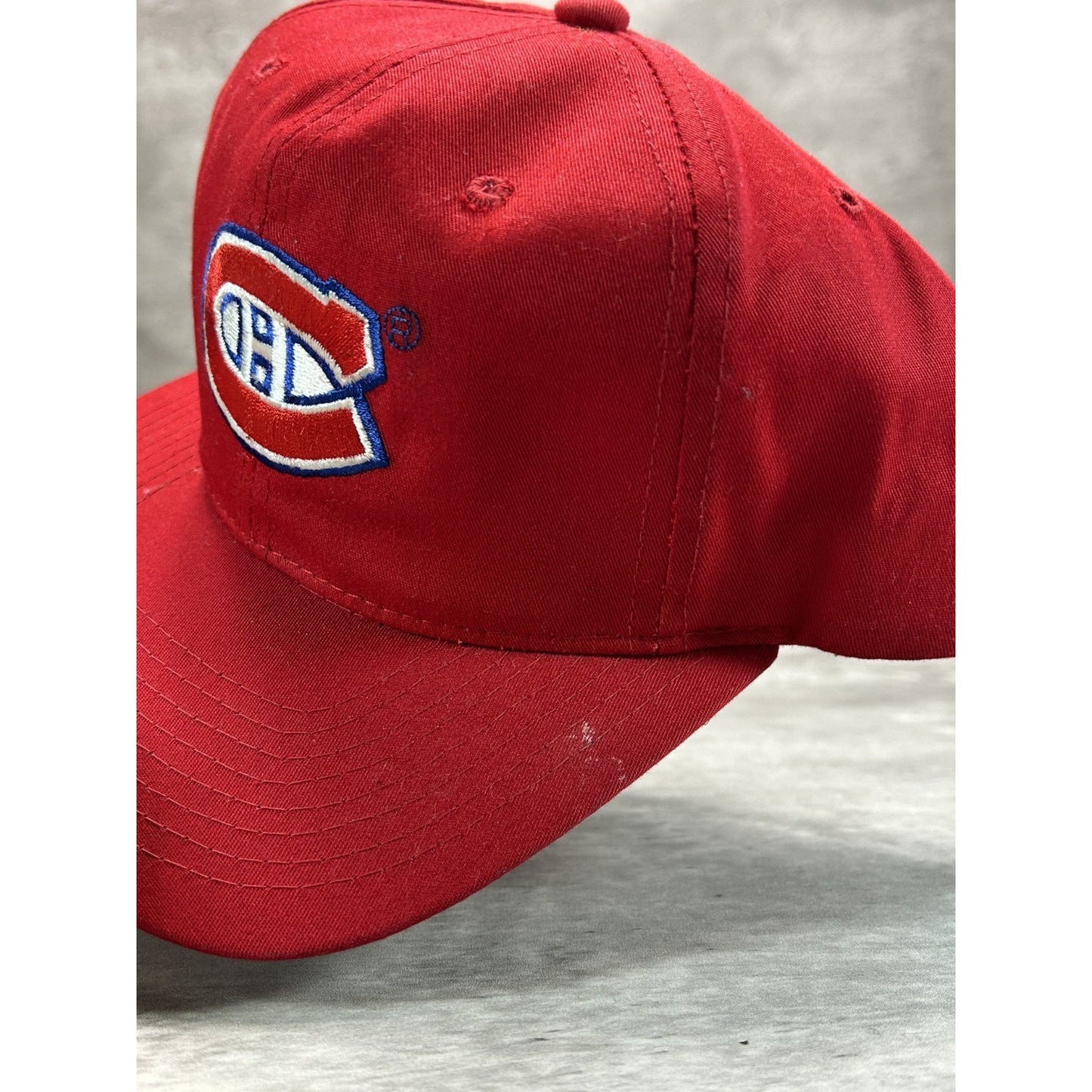 Vintage 90s Montreal Canadiens NHL Embroidered Logo Starter Snapback Hat OSFA
