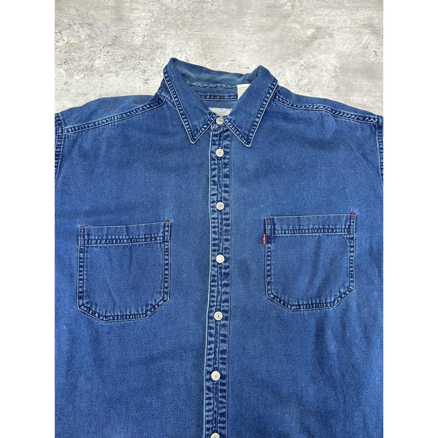 Vintage Levis Red Tab Dark Wash Denim Long Sleeve Button Up Shirt Size XL