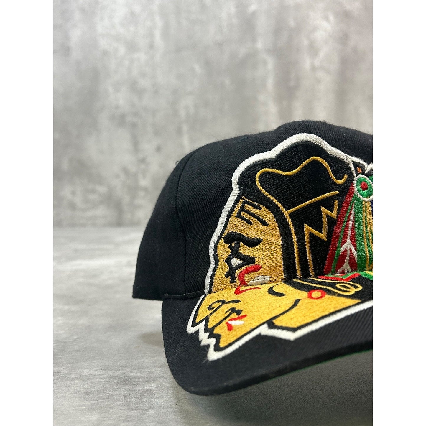Vintage 90s Chicago Blackhawks NHL Embroidered Big Logo Snapback Hat OSFA