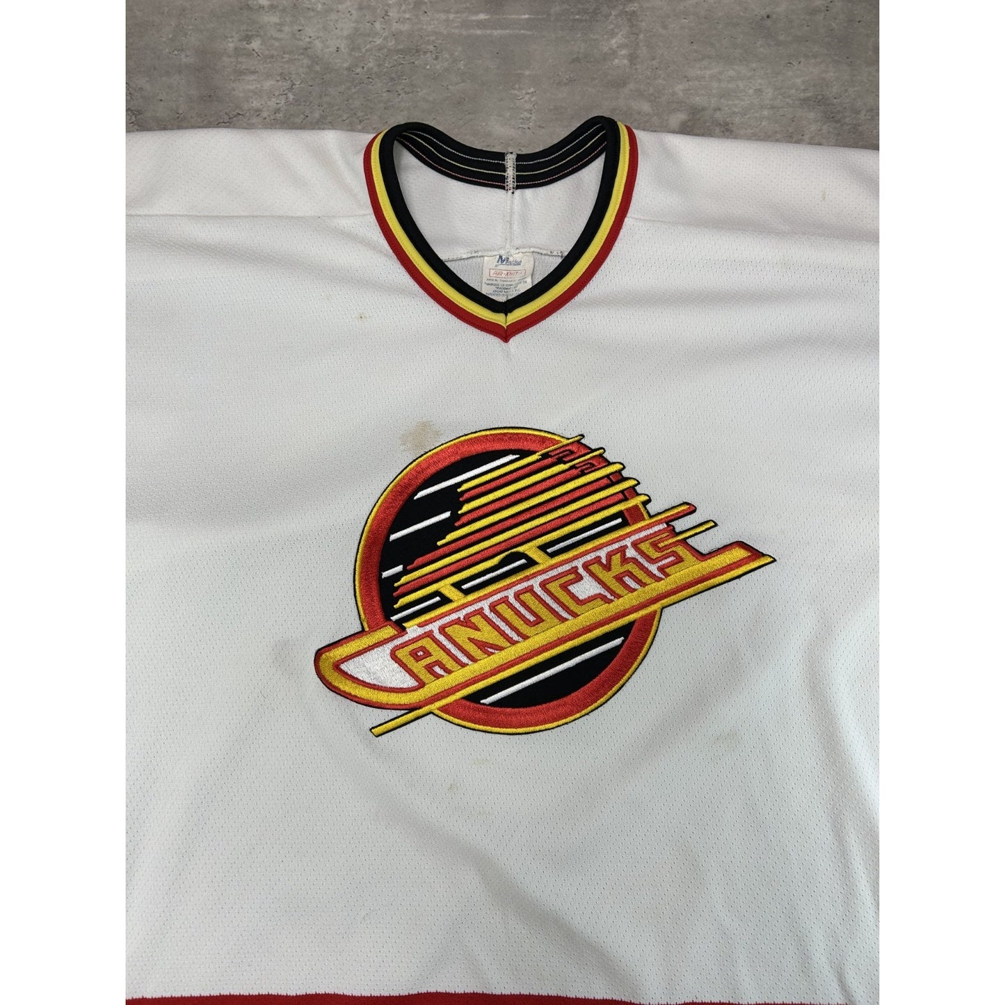 Vintage 90s Vancouver Canucks NHL Stitched CCM Hockey Jersey Size XL