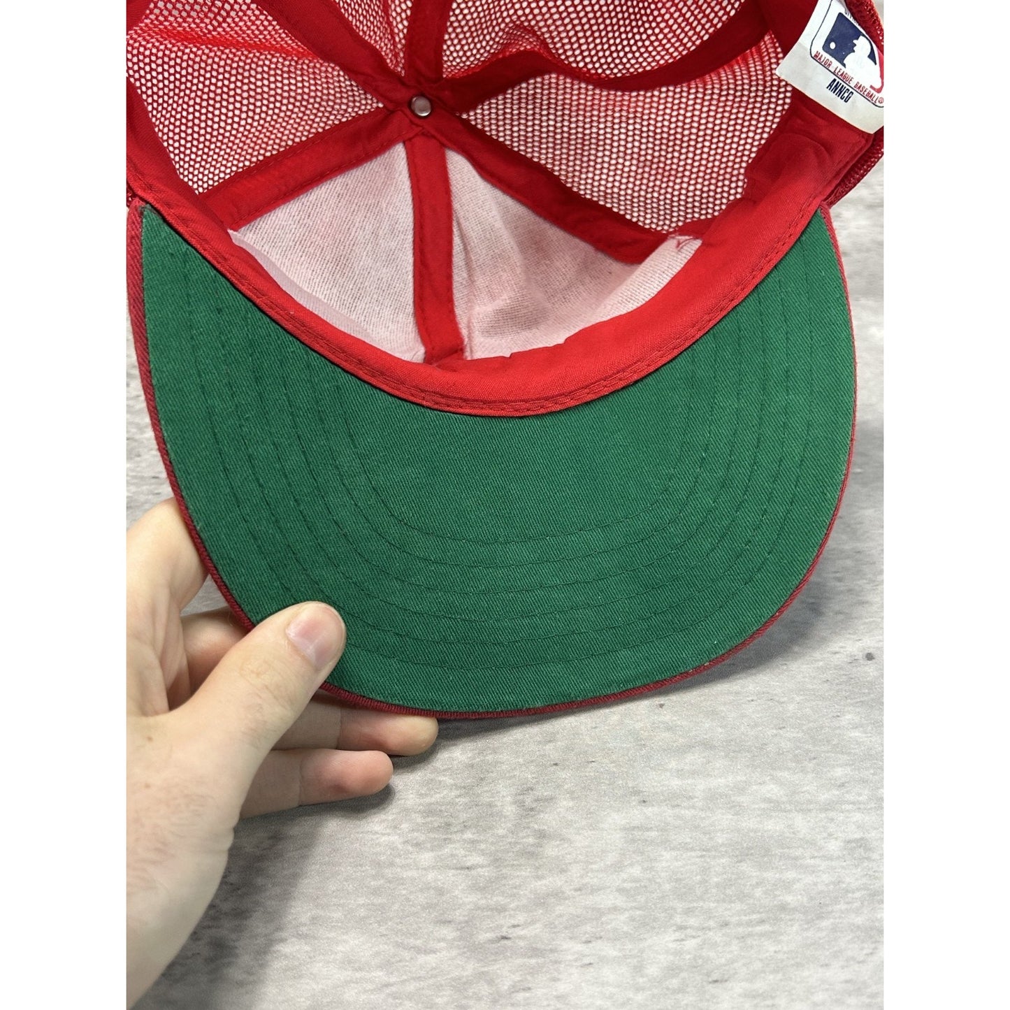 Vintage 90s Cincinnati Reds MLB Embroidered Logo Baseball Snapback Hat OSFA
