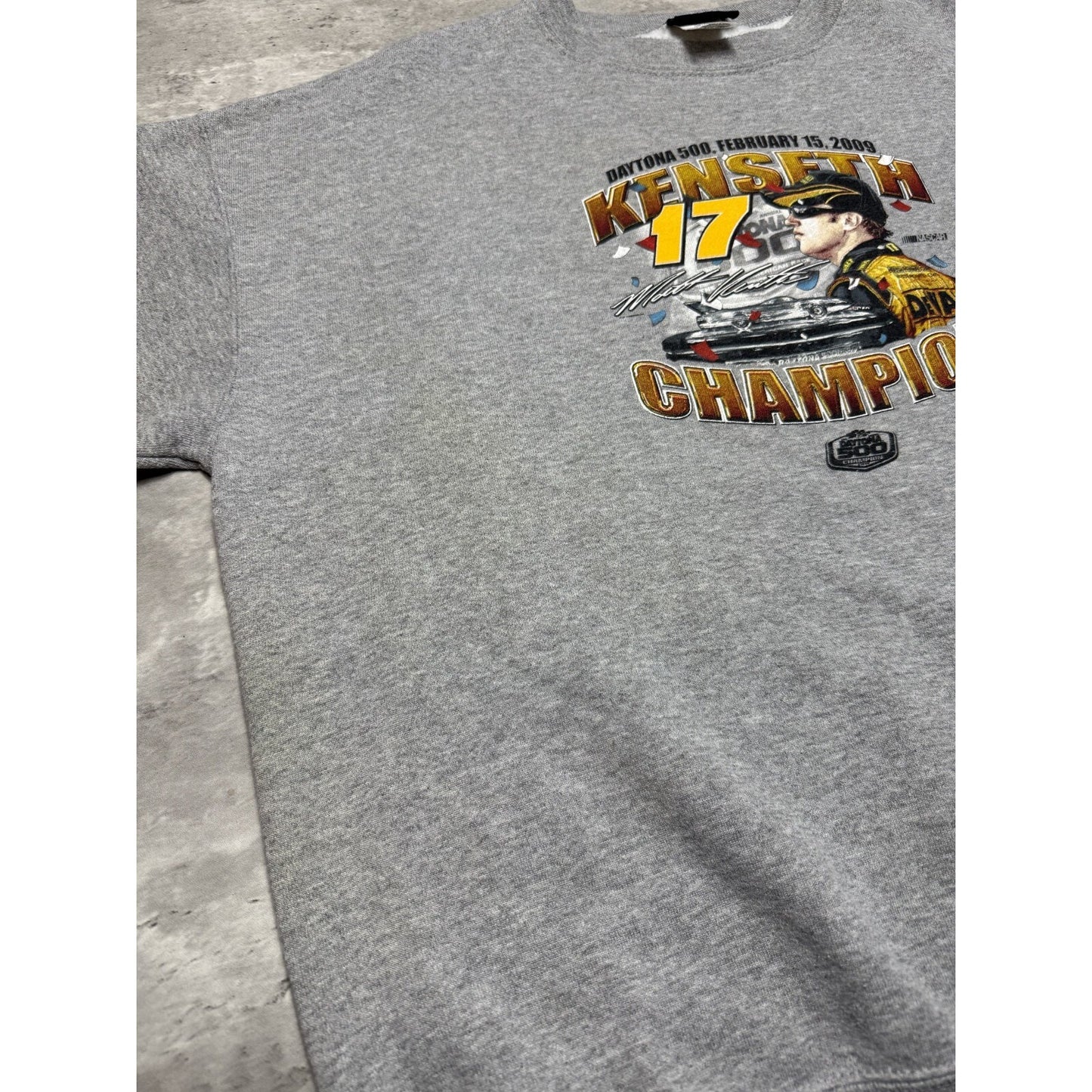 Matt Kenseth #17 NASCAR Daytona 500 Champion Graphic Sweatshirt Size XL Gray